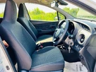 2019-toyota-yaris-small-2