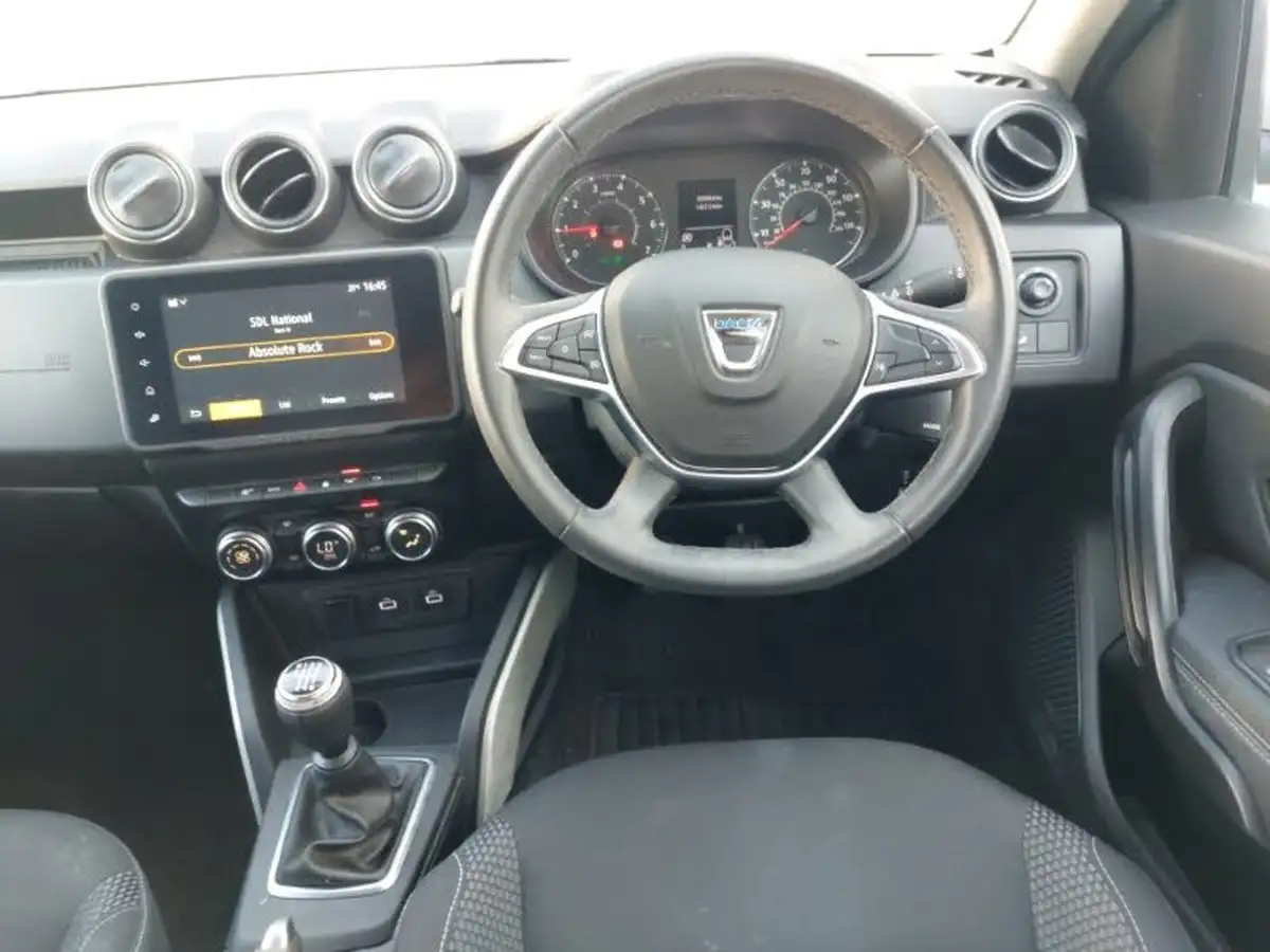 2022-dacia-duster-09-tce-prestige-big-6