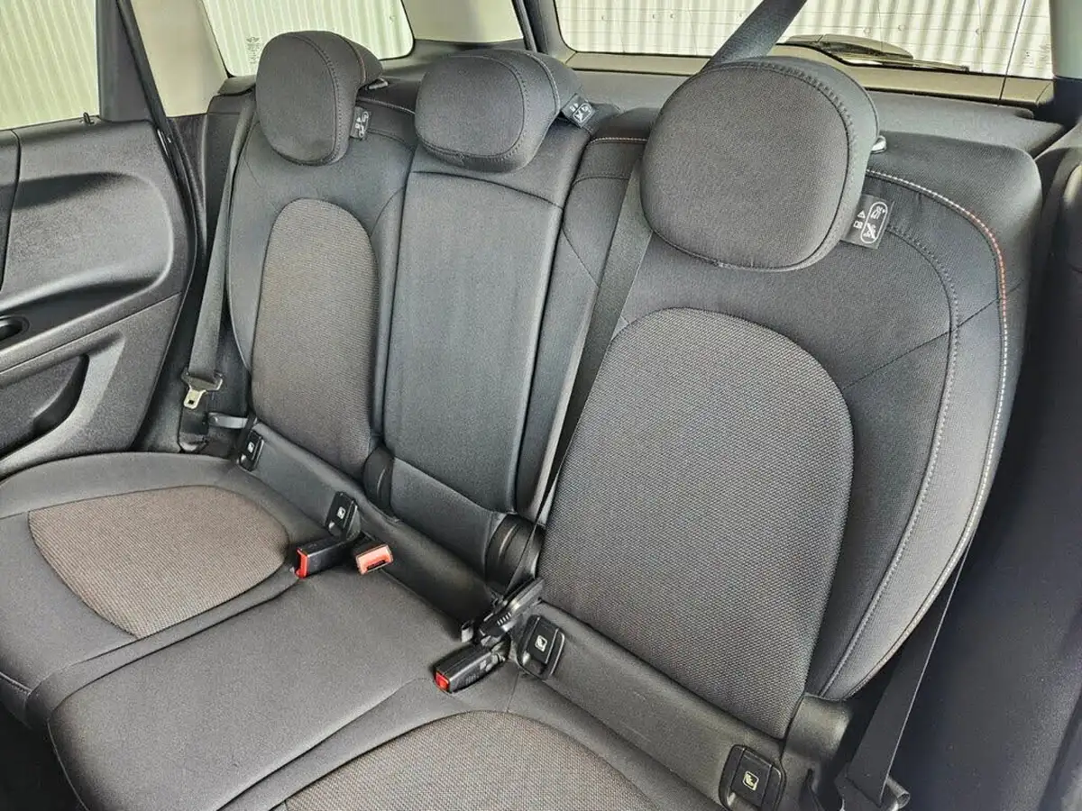 2018-mini-countryman-15-cooper-ss-big-36