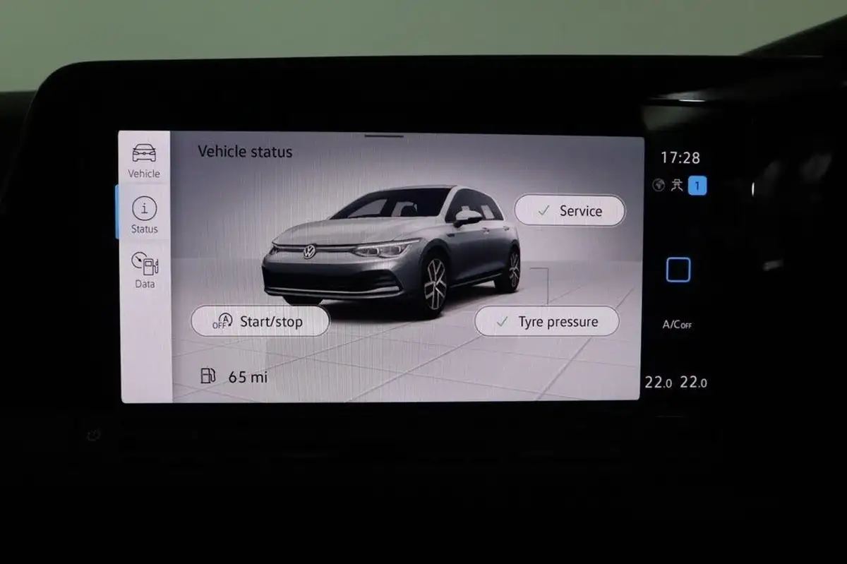 2022-volkswagen-golf-20-tsi-r-320ps-hatchback-big-33