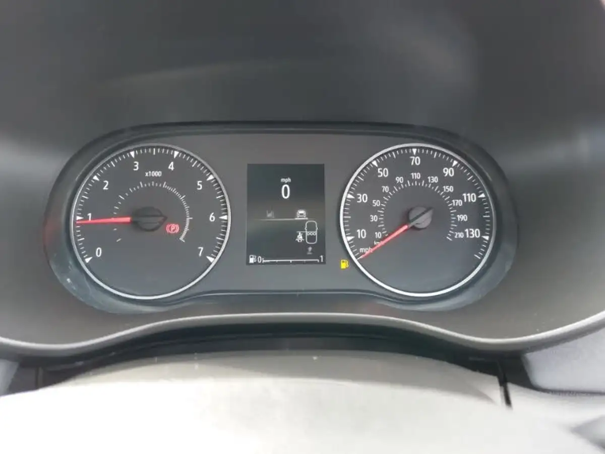 2024-dacia-sandero-stepway-10-tce-extreme-90bhp-big-9