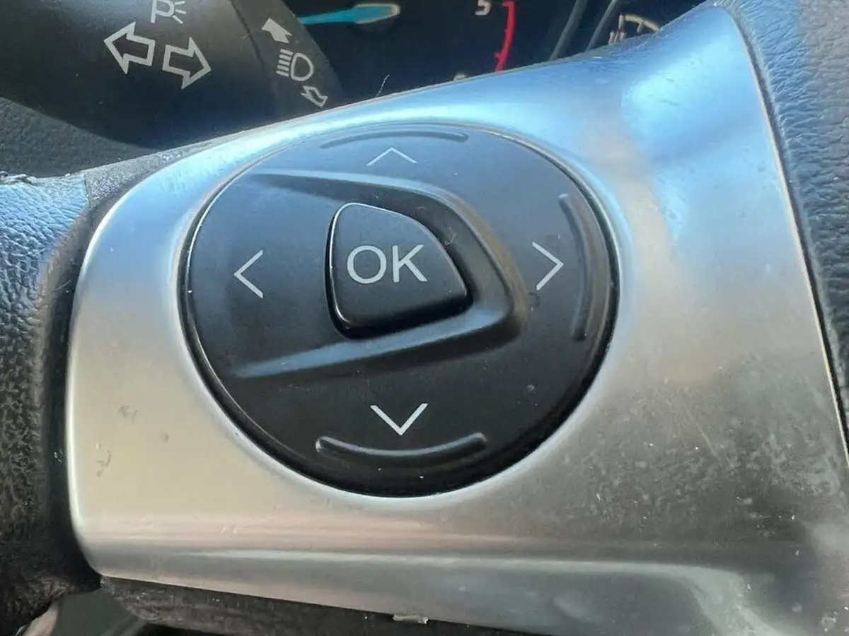 2015-ford-grand-c-max-big-41