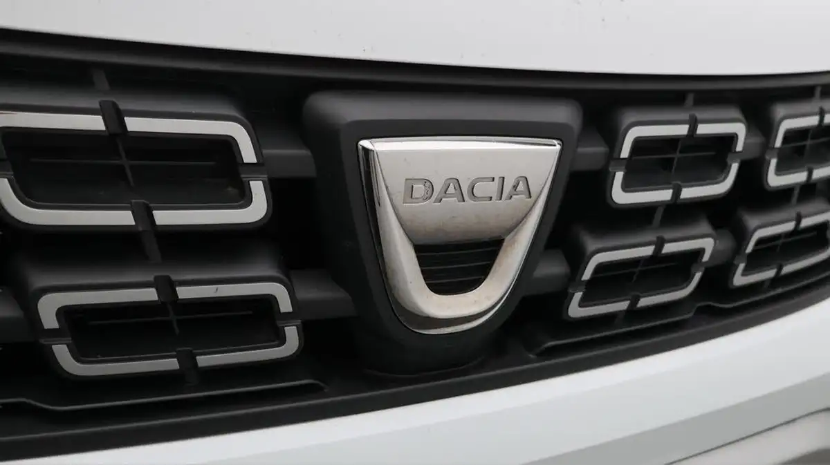 2020-dacia-duster-10-tce-comfort-100bhp-ss-big-23