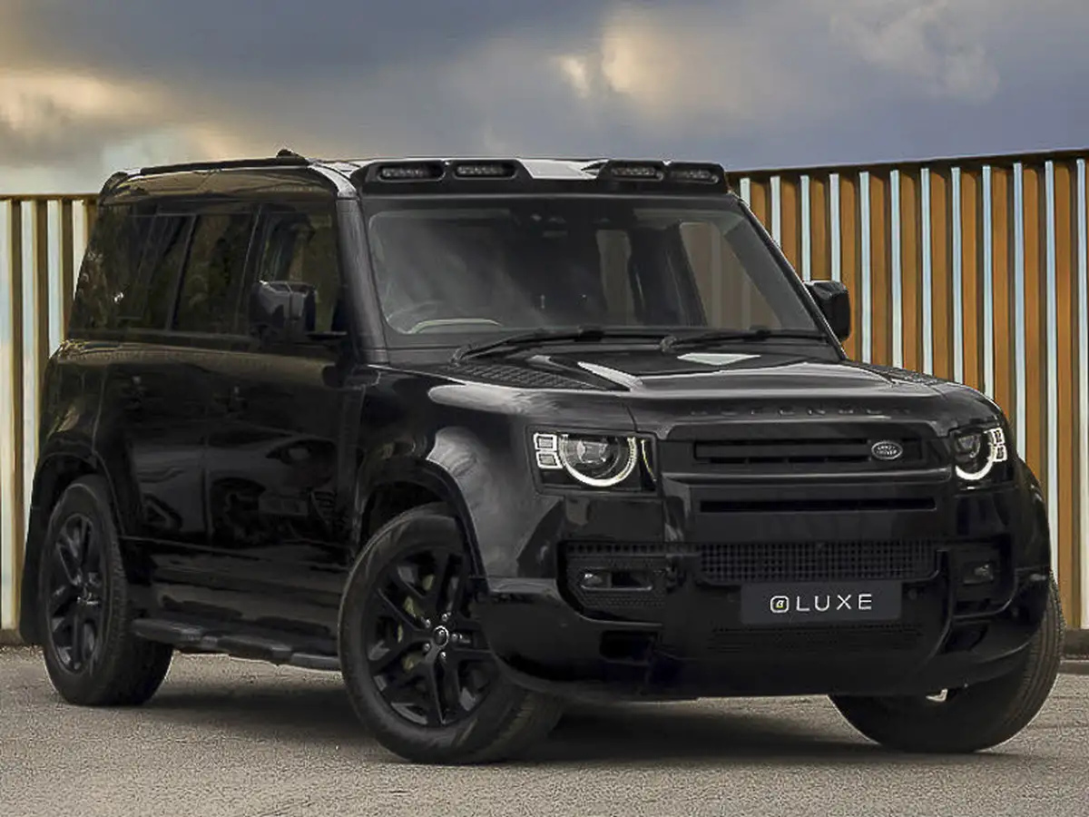 2023-land-rover-110-defender-20-p400e-xs-edition-big-0