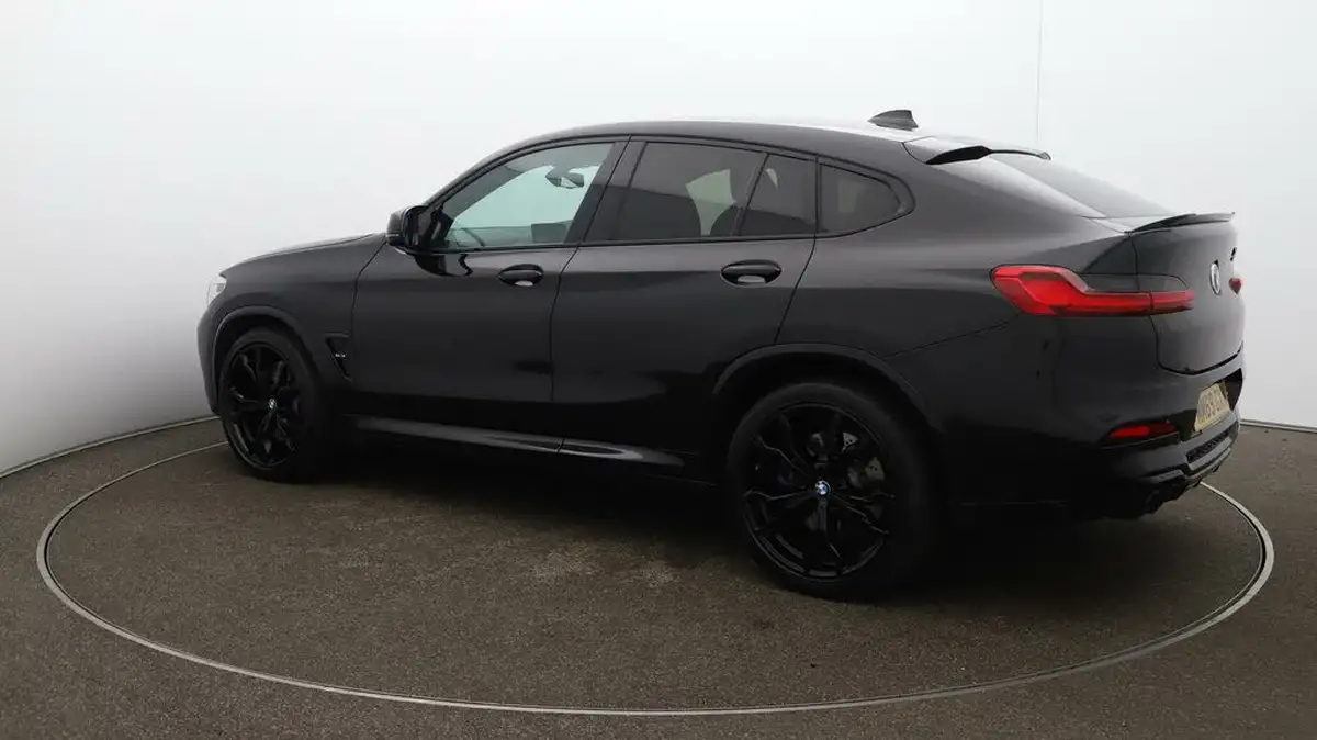 2019-bmw-x4-30-m-competition-big-38