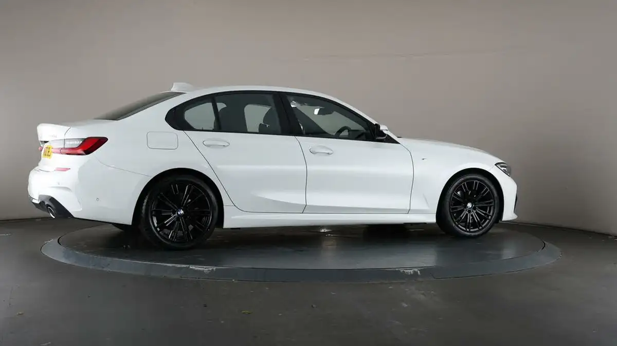 2022-bmw-3-series-20td-320d-m-sport-mht-saloon-4d-big-55