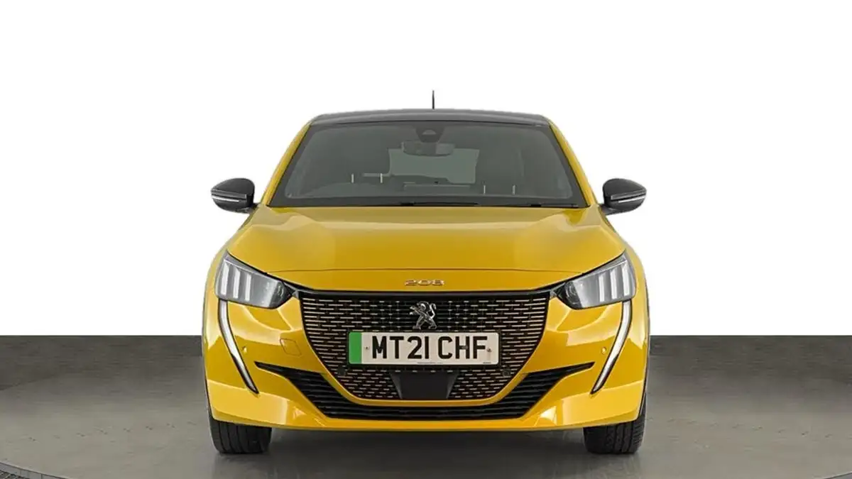 2021-peugeot-208-e-gt-50kwh-big-7