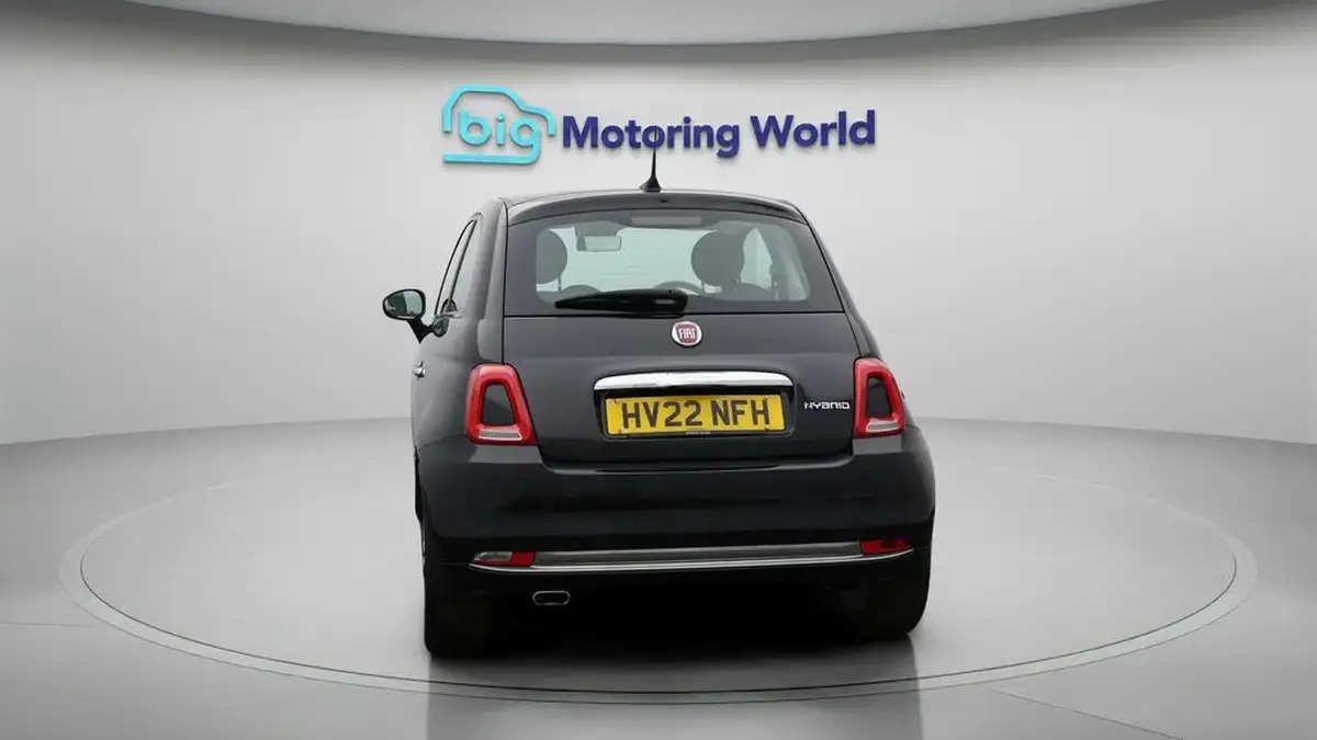 2022-fiat-500-10-dolcevita-big-6