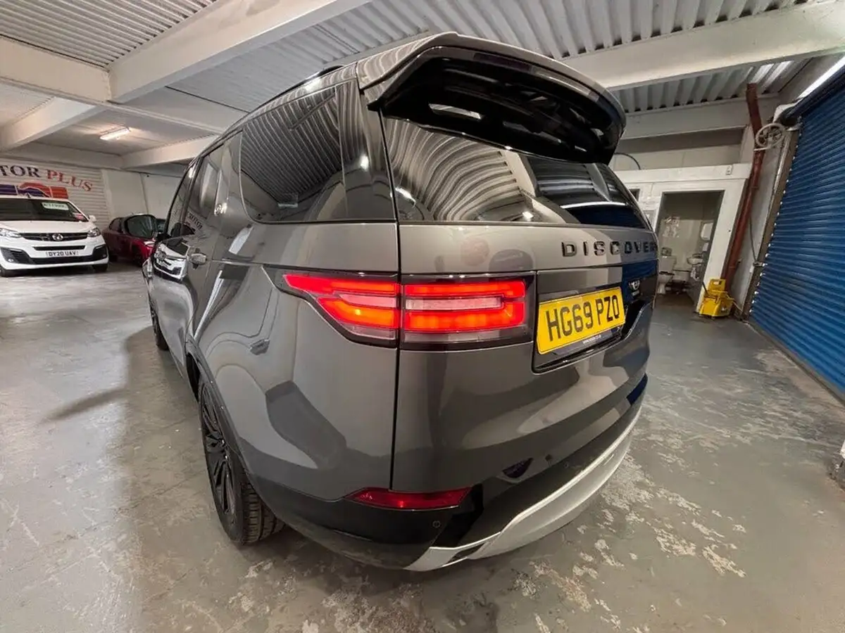 2020-land-rover-discovery-30-sd6-hse-big-6