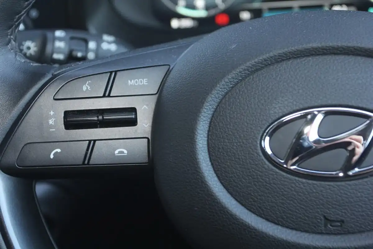 2021-hyundai-i20-10-t-gdi-premium-eclutch-imt-big-20