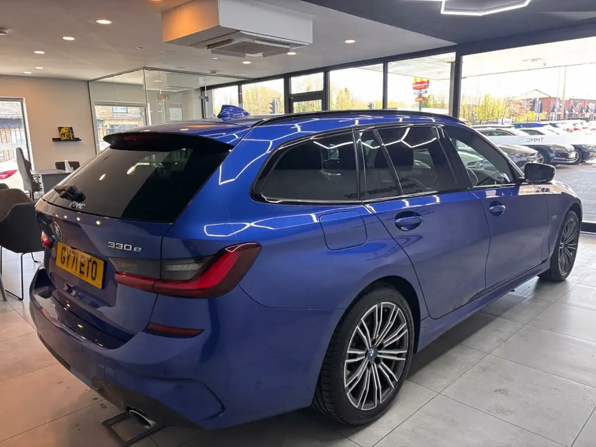 2021-bmw-3-series-20-330e-xdrive-m-sport-touring-5d-big-8