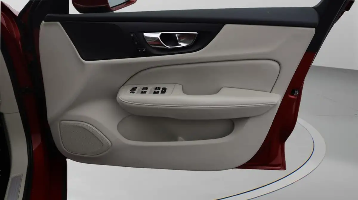 2020-volvo-v60-20td-d4-inscription-plus-geartronic-big-15
