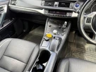 2013-lexus-ct-200h-18-premier-small-60