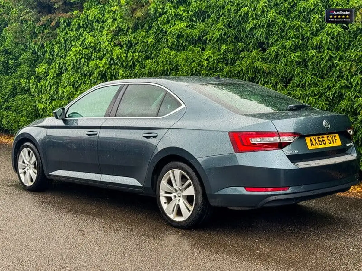 2016-skoda-superb-14-tsi-act-se-l-executive-hatchback-dsg-big-34