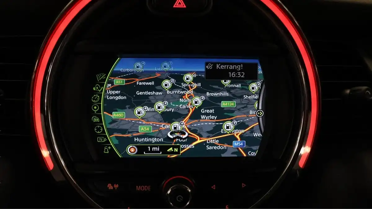 2017-mini-cooper-15-cooper-ss-hatchback-5d-big-11