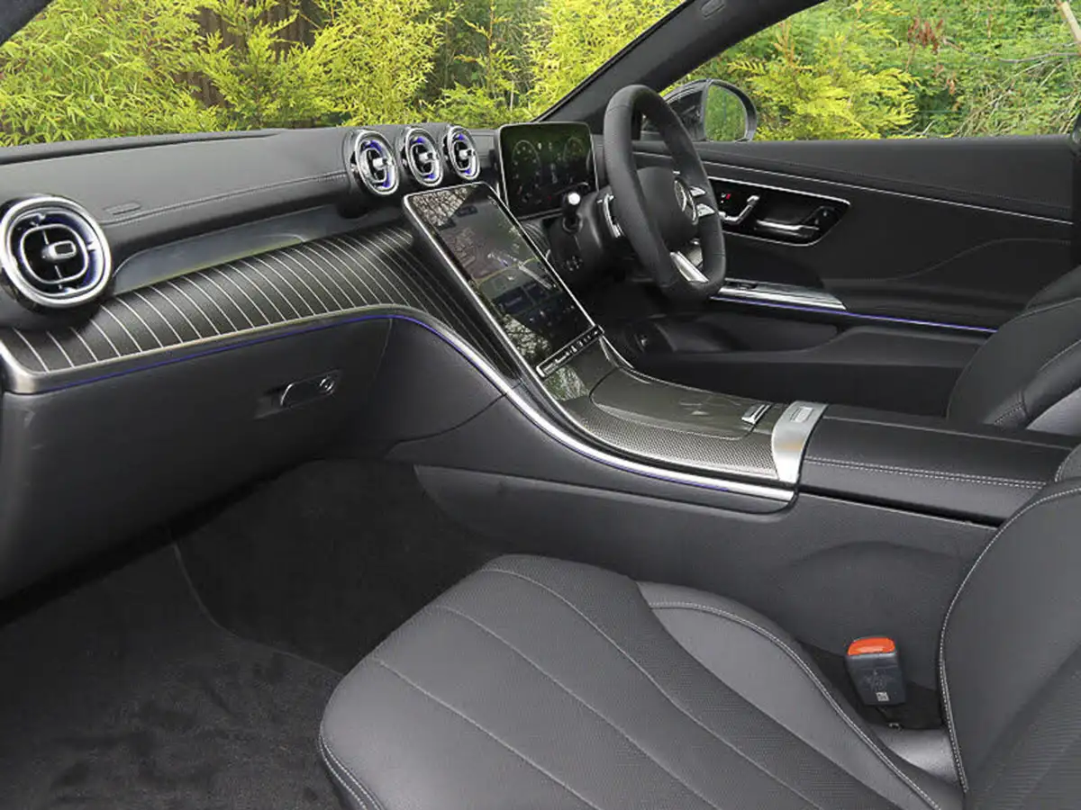 2024-mercedes-benz-cle-20-cle-300-amg-line-premium-plus-coupe-big-4