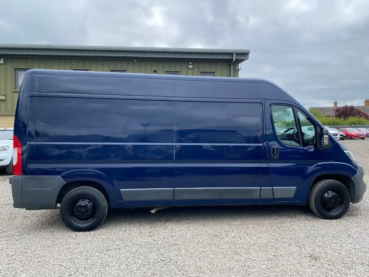 2017-citroen-relay-20bluehdi-35-l3h2-enterprise-130eu6-big-22
