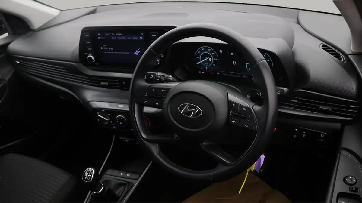 2022-hyundai-i20-10-t-gdi-se-connect-eclutch-imt-big-9