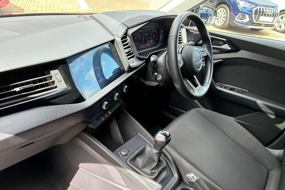 2022-audi-a1-10-25-tfsi-technik-big-25