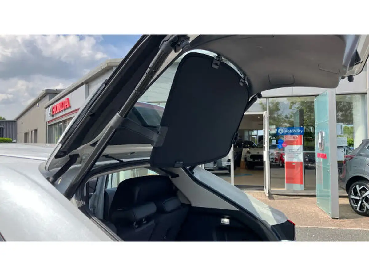 2023-honda-hr-v-15-i-mmd-advance-big-31