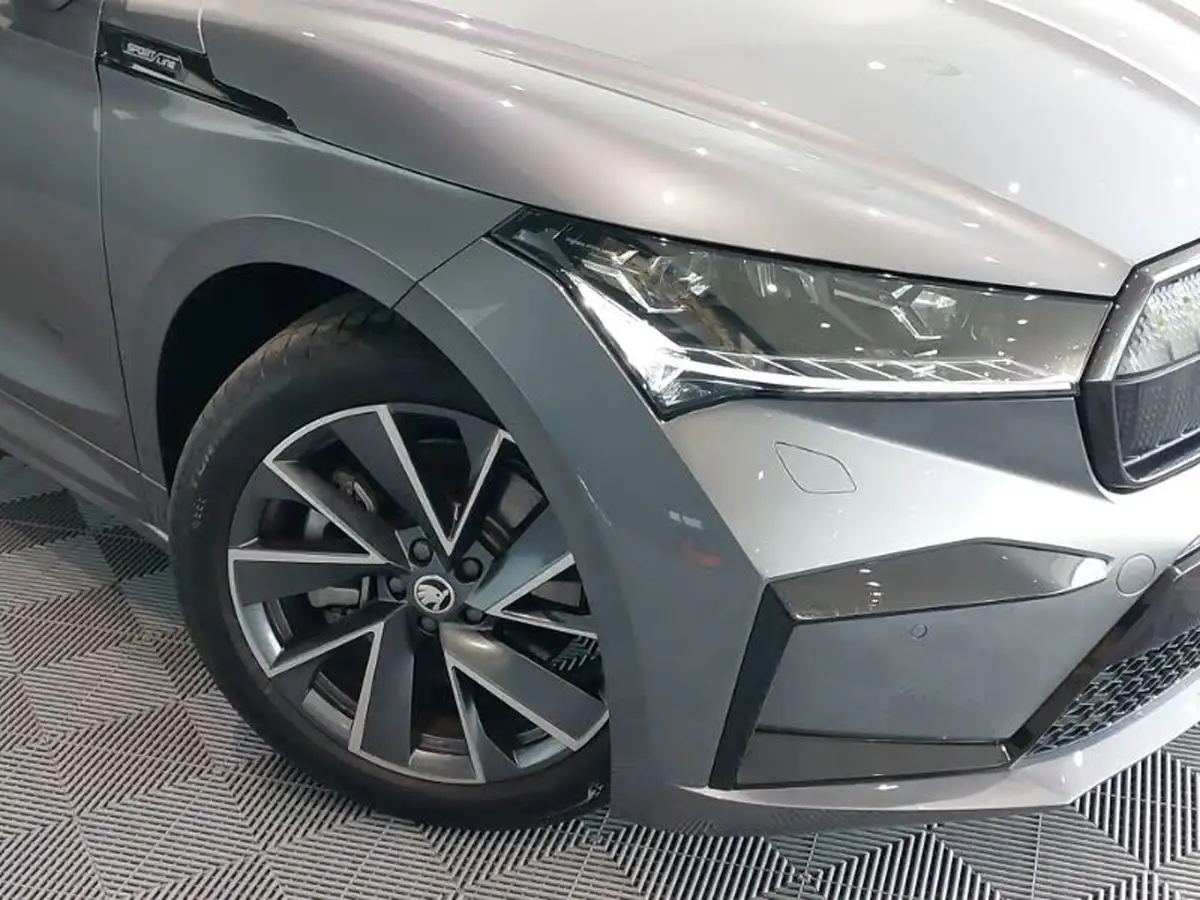 2024-skoda-enyaq-e-85x-sportline-plus-station-wagon-big-8