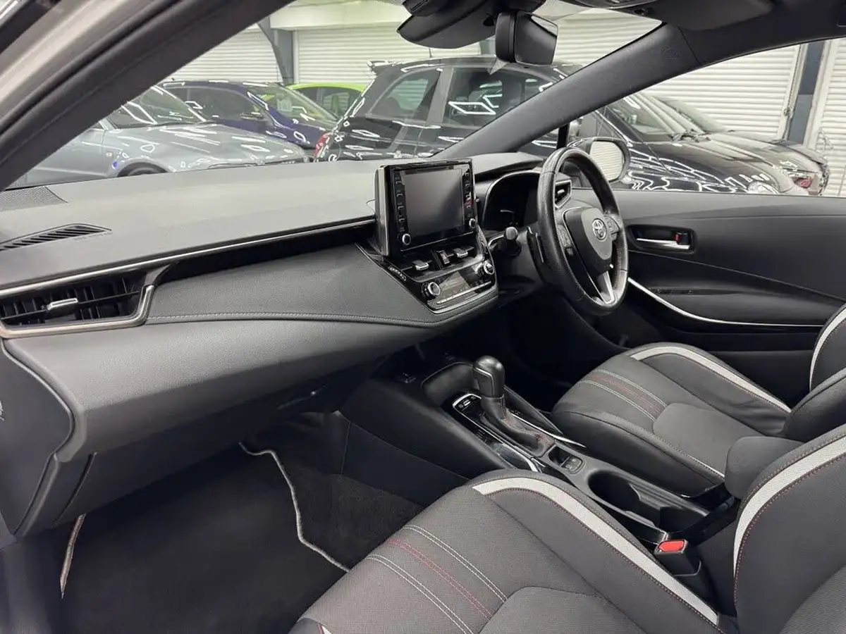 2020-toyota-corolla-big-18