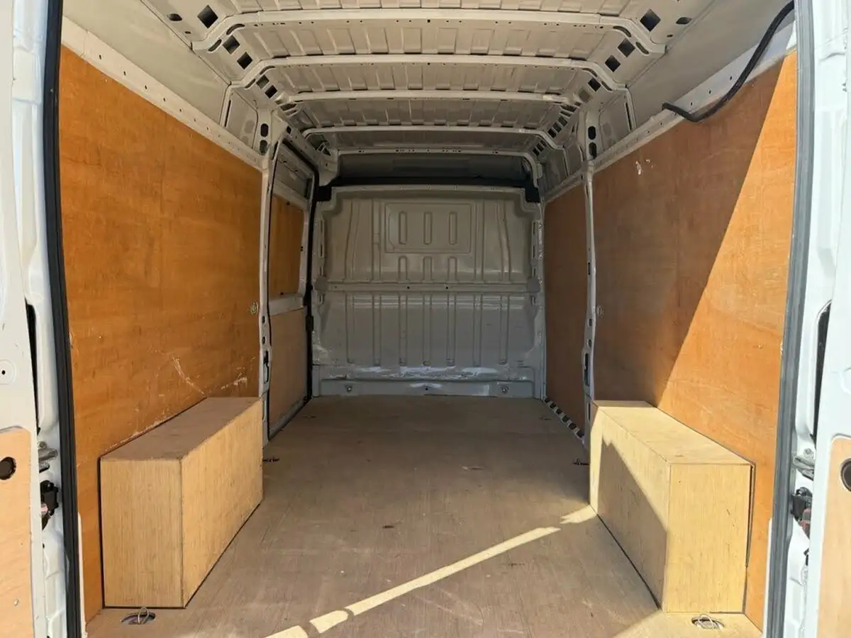 2022-peugeot-boxer-22-bluehdi-professional-335-l3-h2-panel-big-14