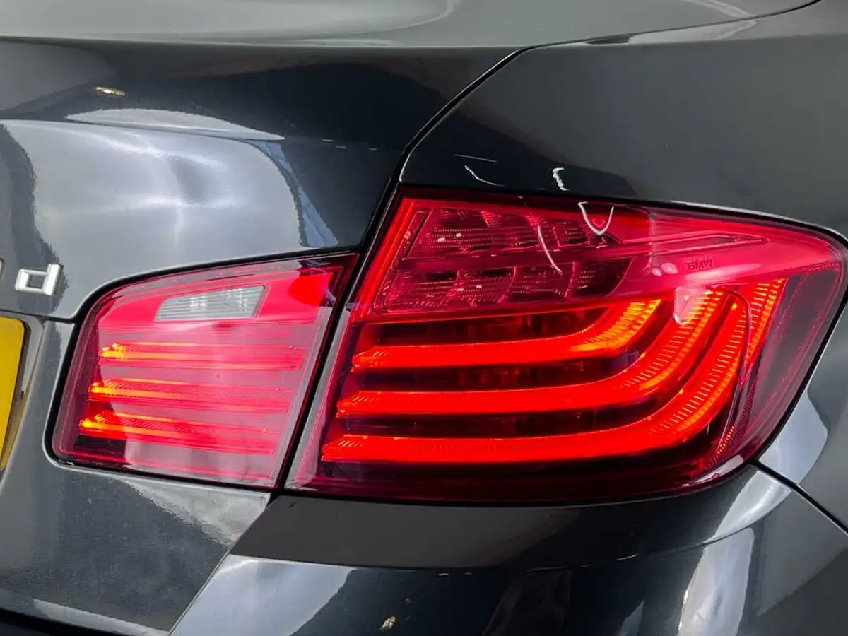 2016-bmw-5-series-20td-520d-luxury-saloon-4d-auto-big-4