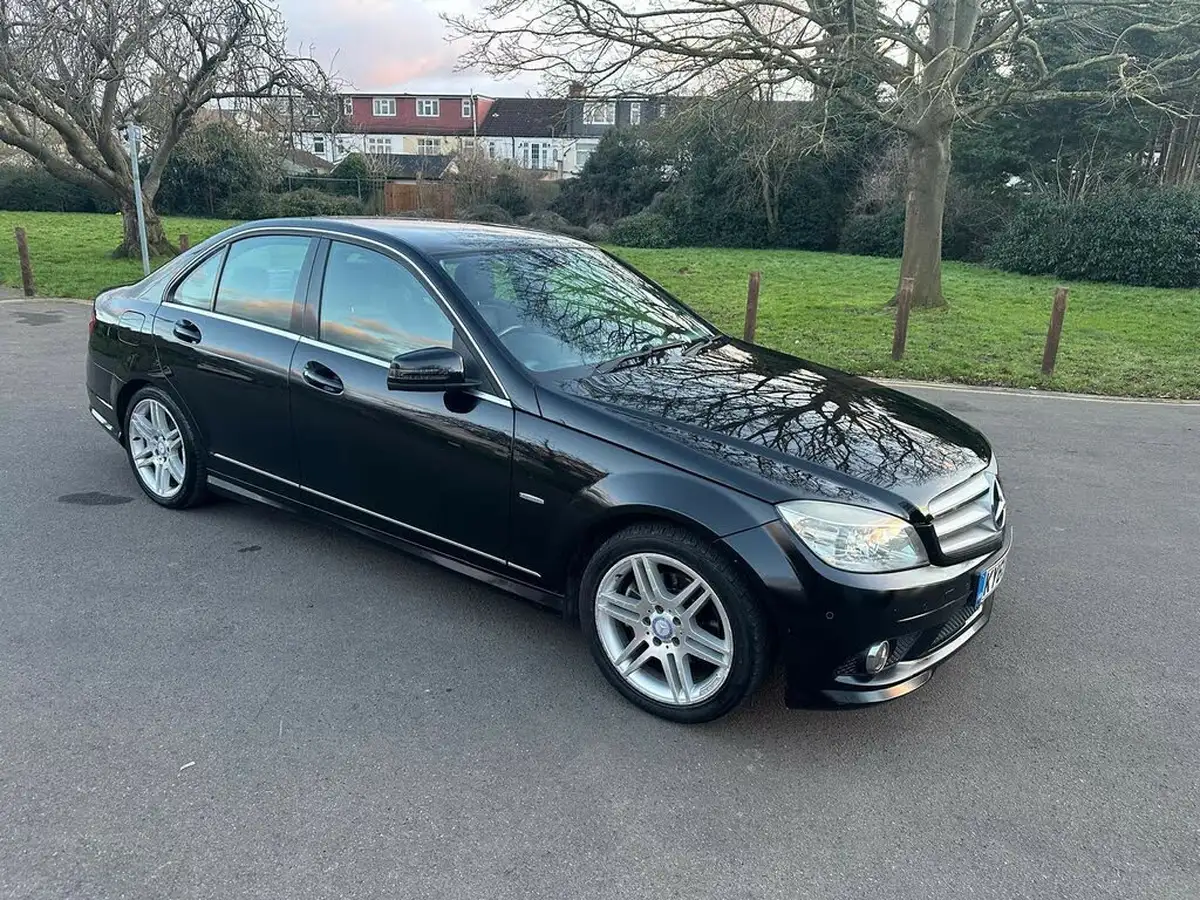 2010-mercedes-benz-c-class-18-c180-cgi-sport-156bhp-saloon-4d-big-13