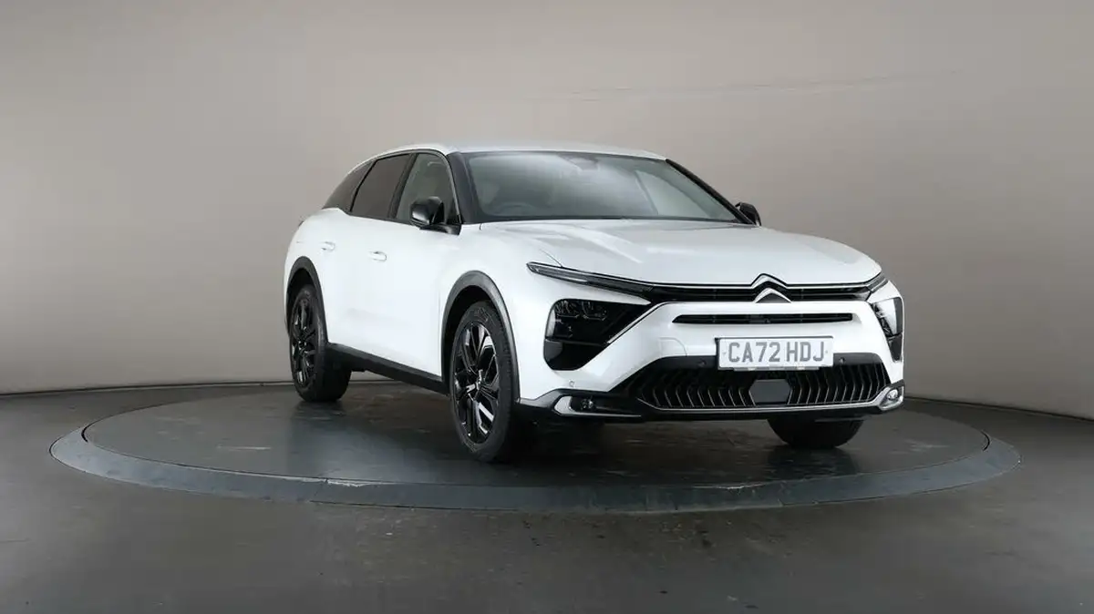 2022-citroen-c5-x-12-puretech-shine-big-43