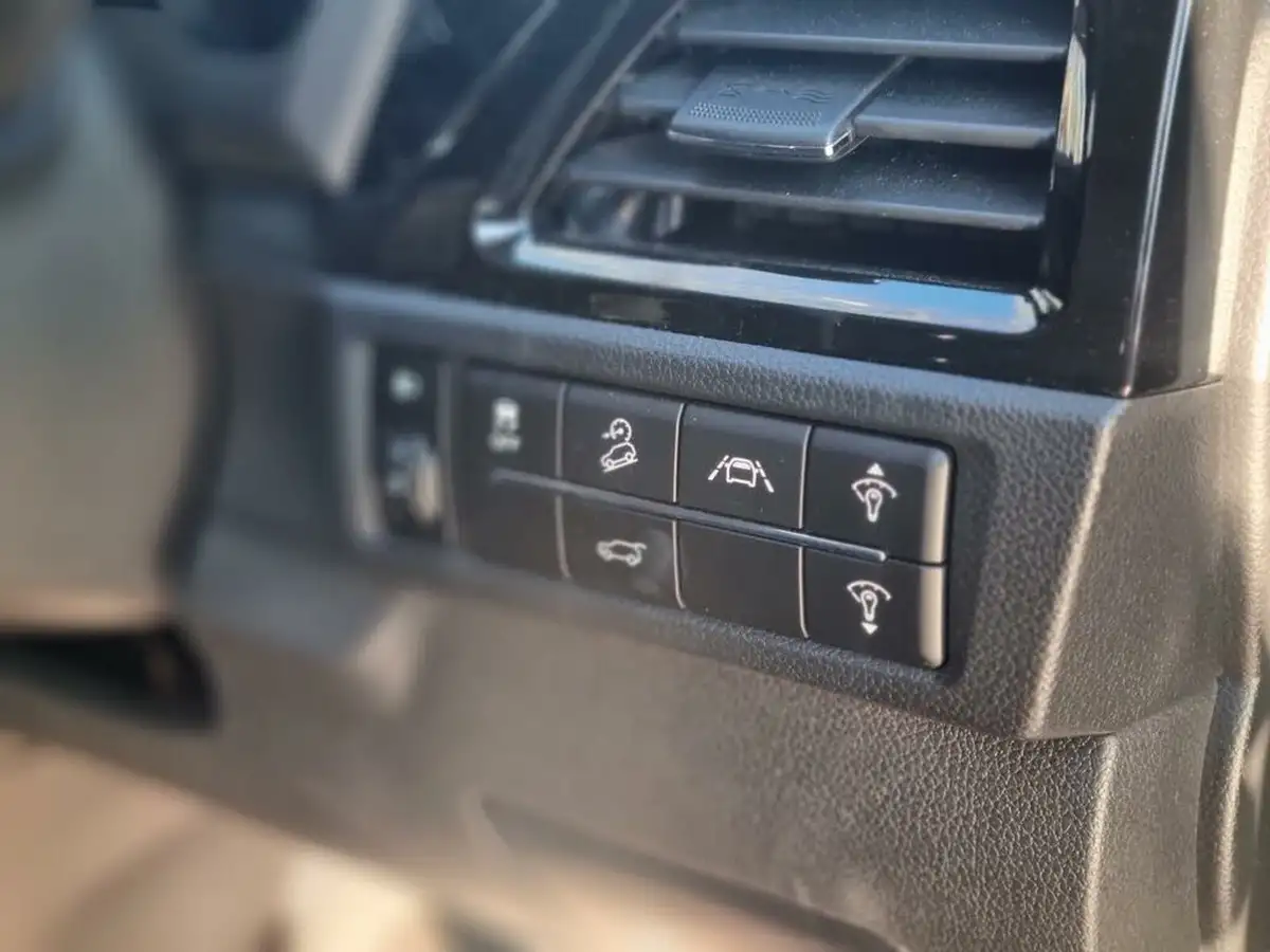 2023-kgm-ssangyong-korando-e-motion-e-ultimate-207ps-big-14