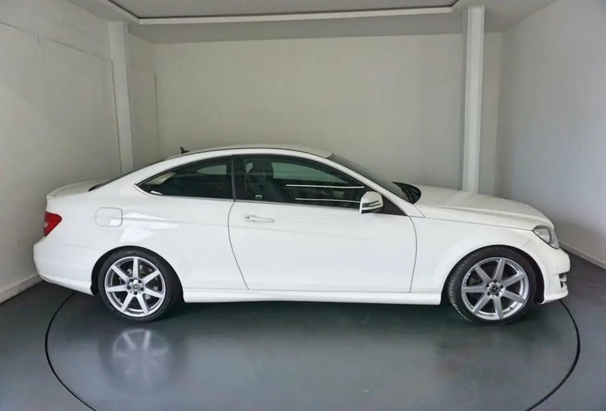 2014-mercedes-benz-c-class-21cdi-c220-cdi-amg-sport-edition-170ps-cdi-coupe-2d-7g-tronic-plus-big-12