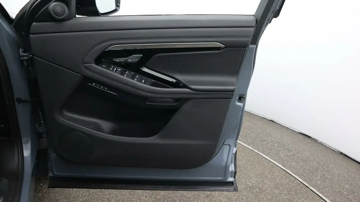 2021-land-rover-range-rover-evoque-20-d165-r-dynamic-se-big-15