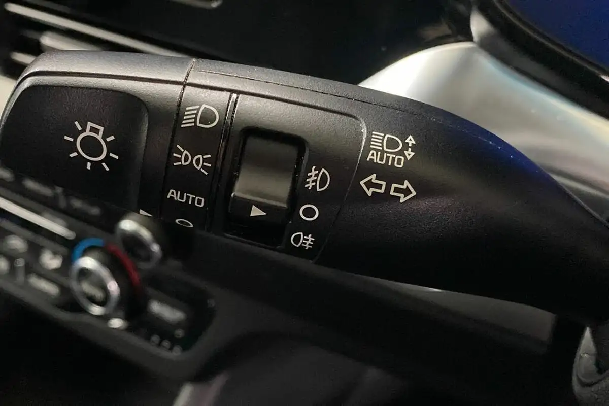2019-kia-niro-16-gdi-4-156kwh-big-35