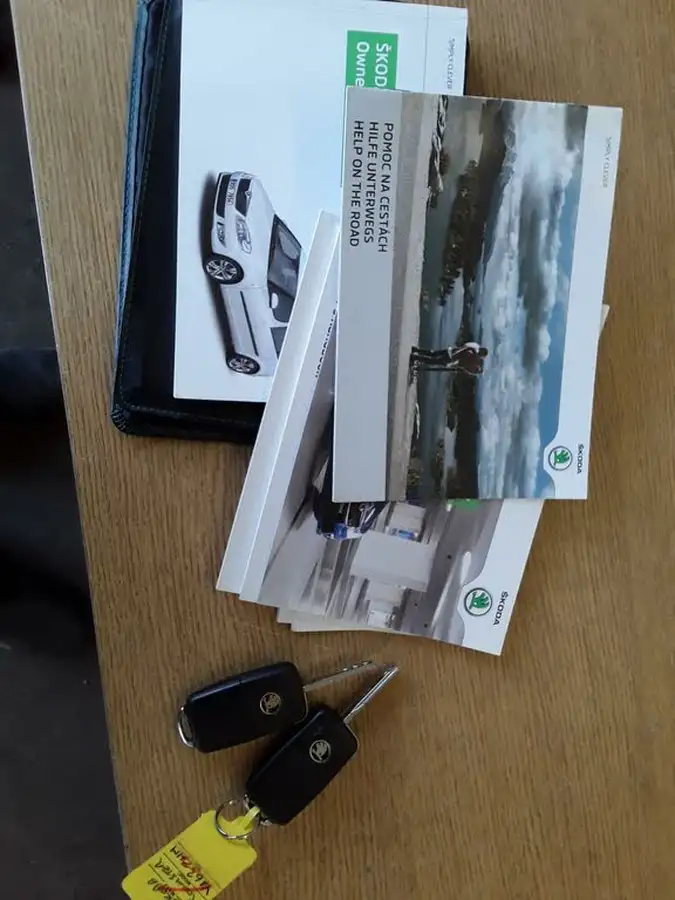 2014-skoda-roomster-16tdi-se-105ps-big-20