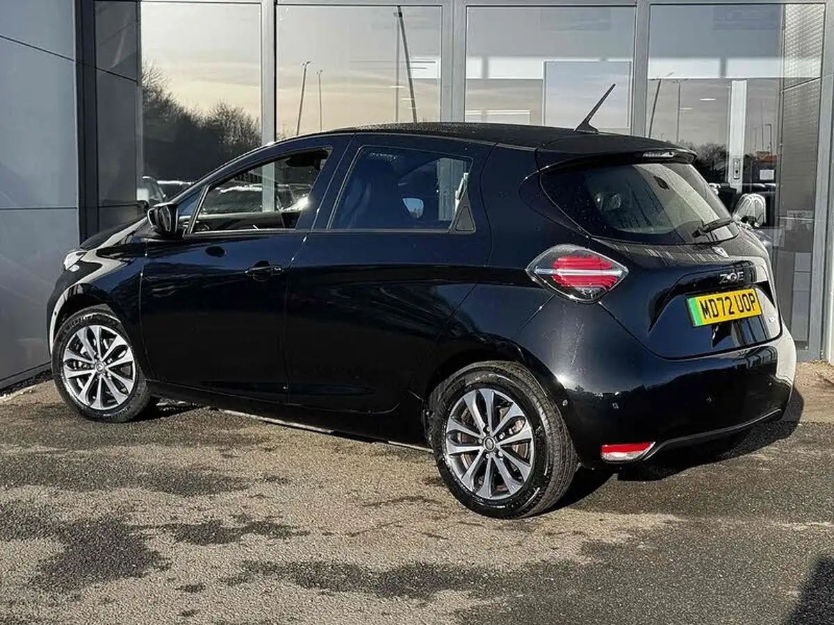 2022-renault-zoe-e-gt-line-big-15