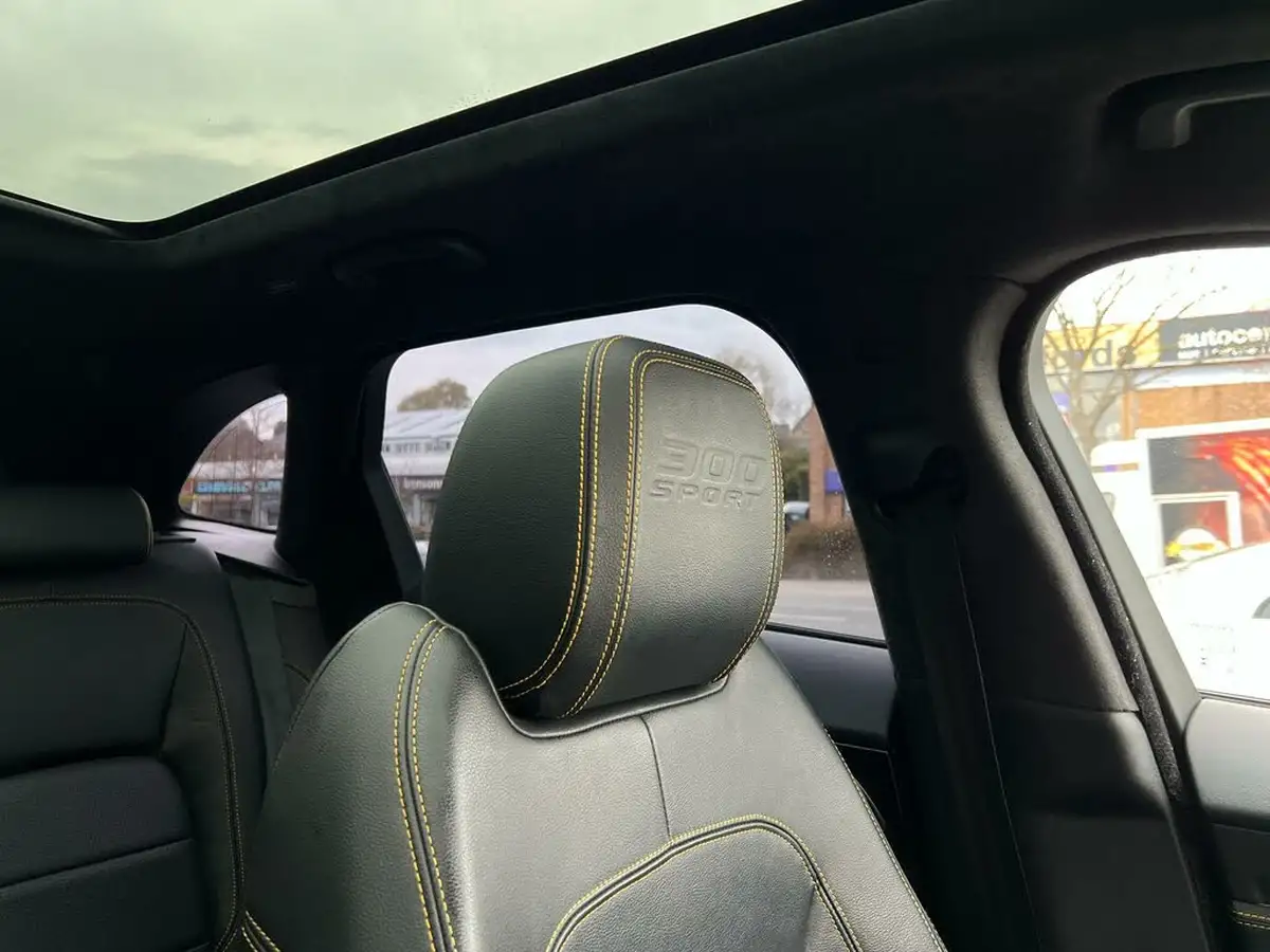 2019-jaguar-f-pace-20i-300-sport-big-45