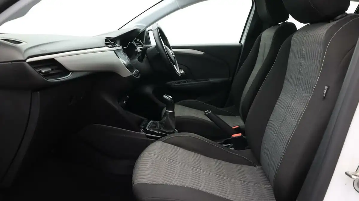 2022-vauxhall-corsa-12i-se-edition-big-14