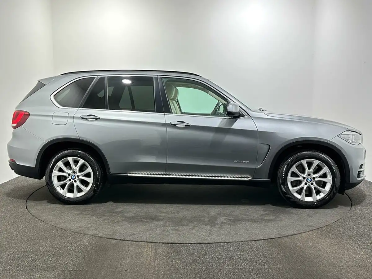 2017-bmw-x5-44-xdrive50i-se-big-7