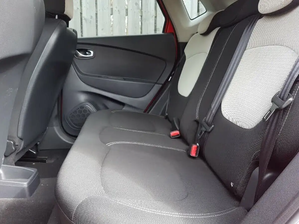 2018-renault-captur-15dci-iconic-big-5