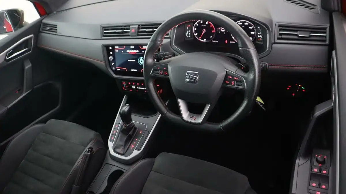 2020-seat-arona-10-tsi-fr-sport-115ps-dsg-big-9