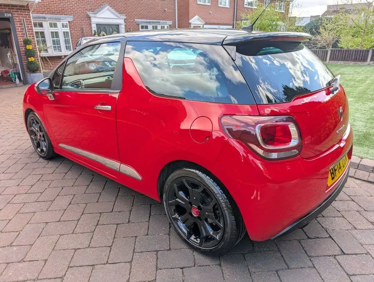 2014-citroen-ds3-16-dsport-plus-155ps-plus-big-11