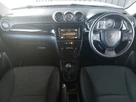 2017-suzuki-vitara-16-kuro-small-2