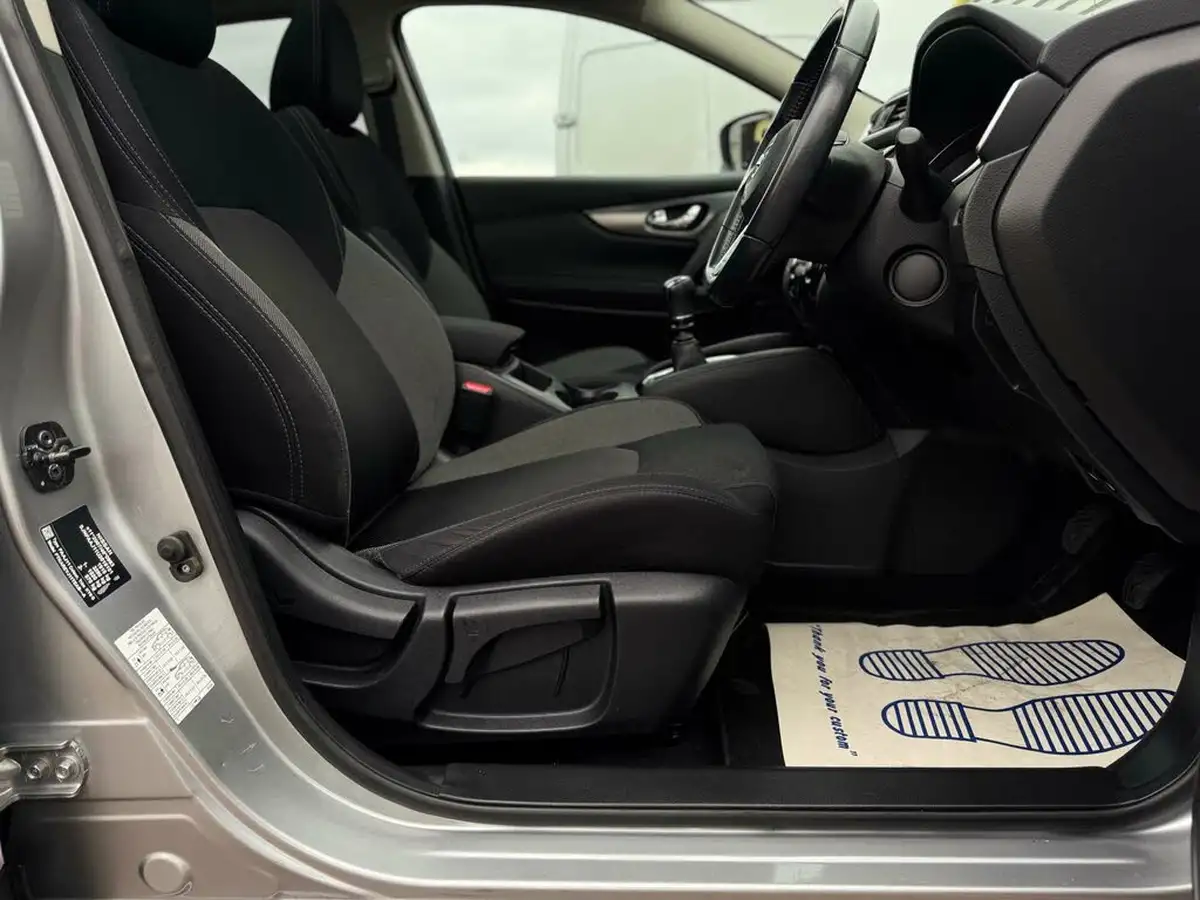 2017-nissan-qashqai-15dci-n-connecta-big-30