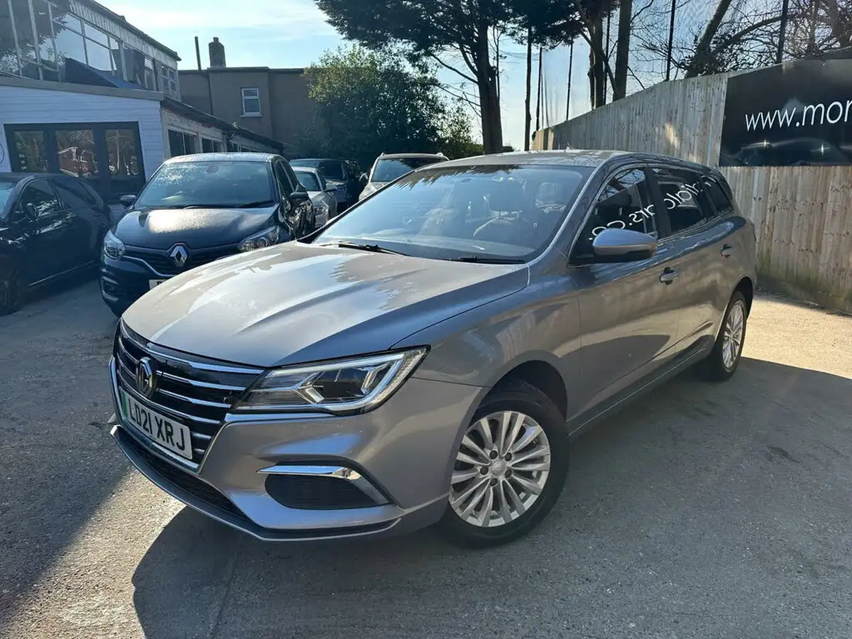 2021-mg-mg5-e-excite-ev-big-1