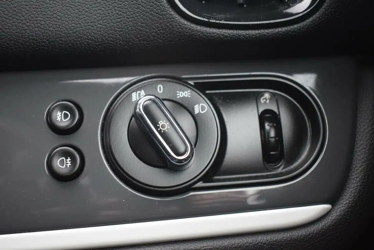 2018-mini-countryman-20td-cooper-sd-ss-big-21
