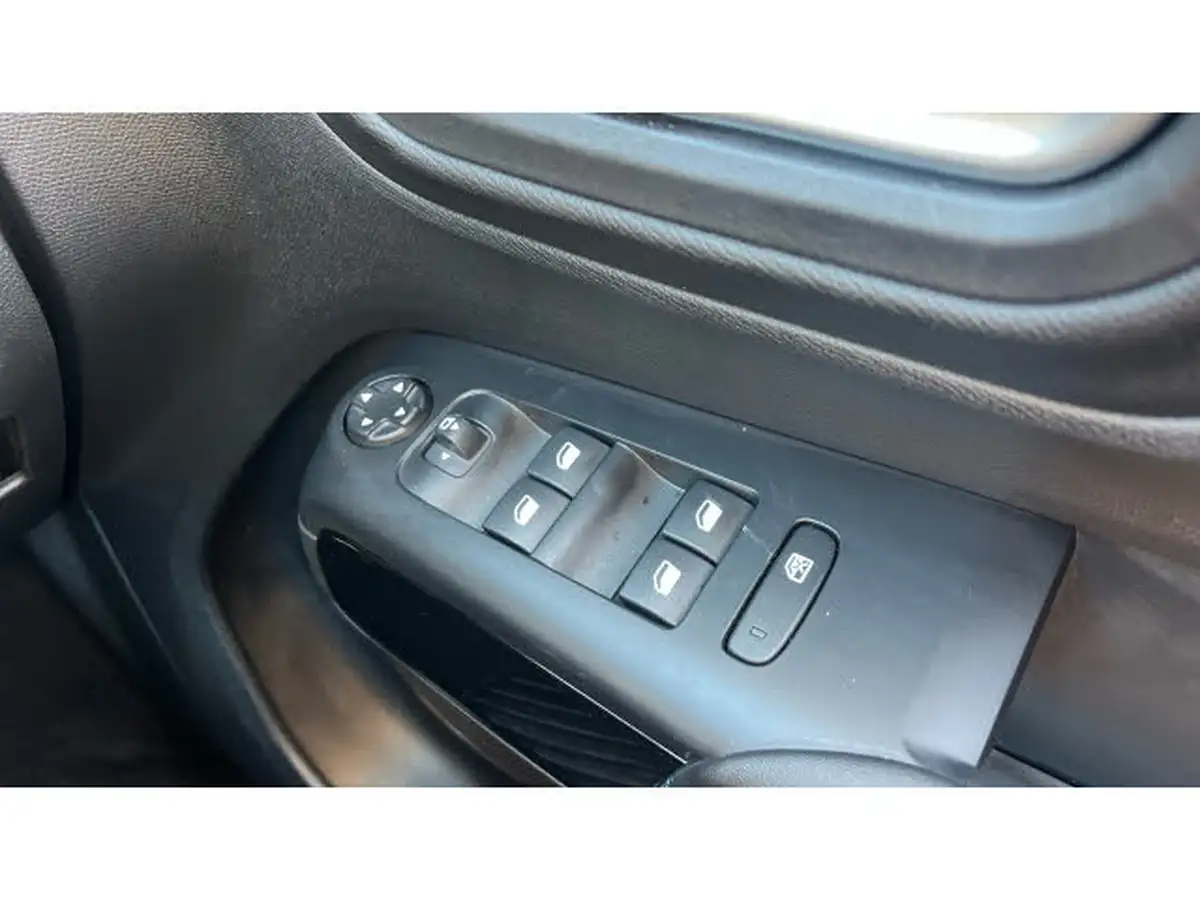2023-citroen-c5-aircross-12-puretech-shine-130ps-ss-eat8-big-18