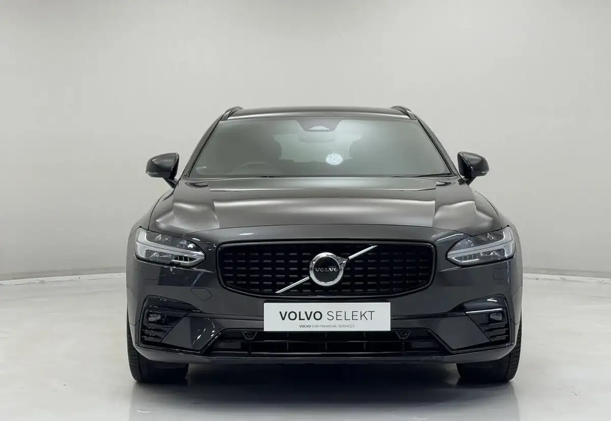 2022-volvo-v90-20td-b4-r-design-big-2