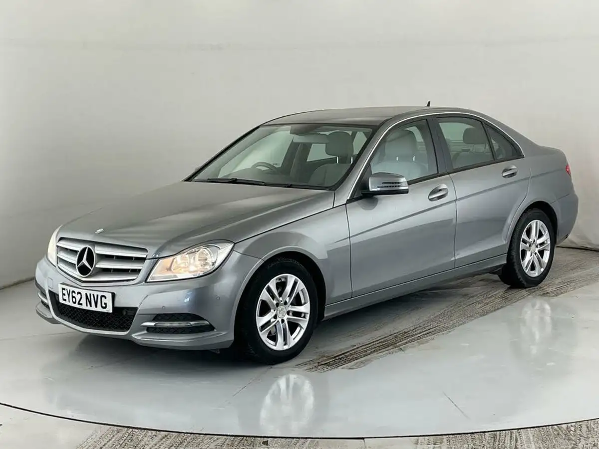 2012-mercedes-benz-c-class-21td-c220-cdi-executive-se-m-pilot-21cdi-blue-f-saloon-4d-7g-tronic-plus-big-2