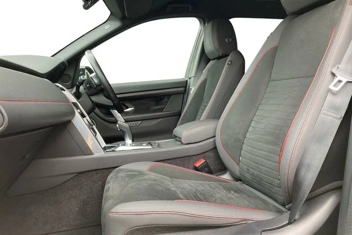 2019-land-rover-discovery-sport-20-d240-r-dynamic-hse-big-8